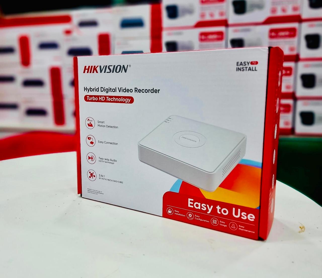 2way 8 Hikvision DS-7108HGHI-M1/T - Image 1